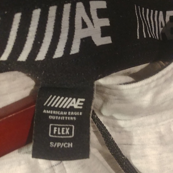 A&E jacket and joggers - Picture 6 of 8